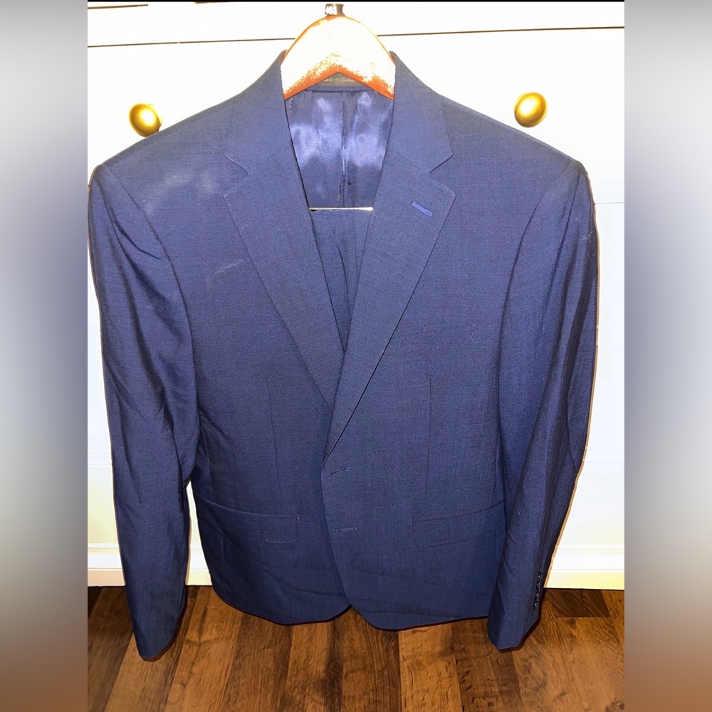 Calvin Klein Men's Classic Blue suit